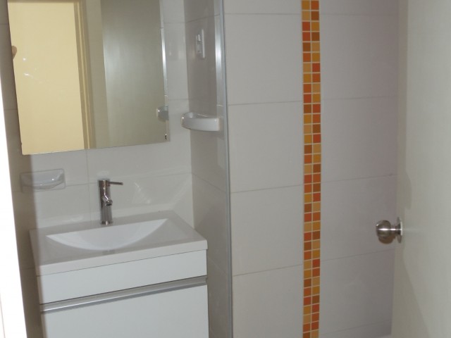 11_guarda_y_mueble_lavatorio_de_colgar