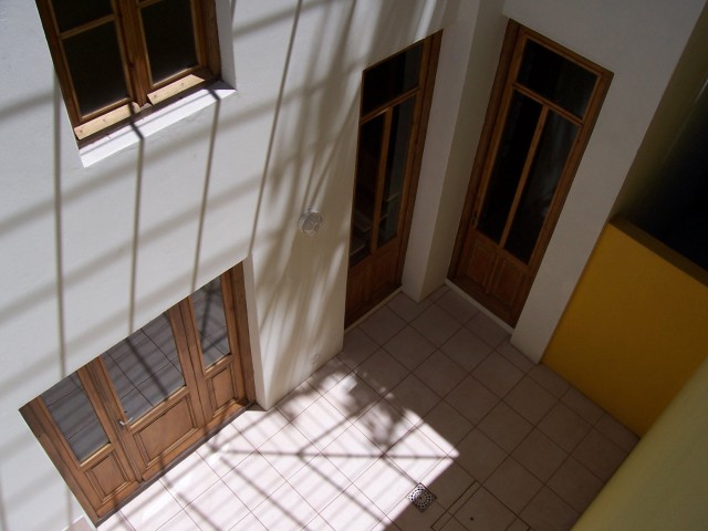 16_vista_patio_interior_de_casa_1